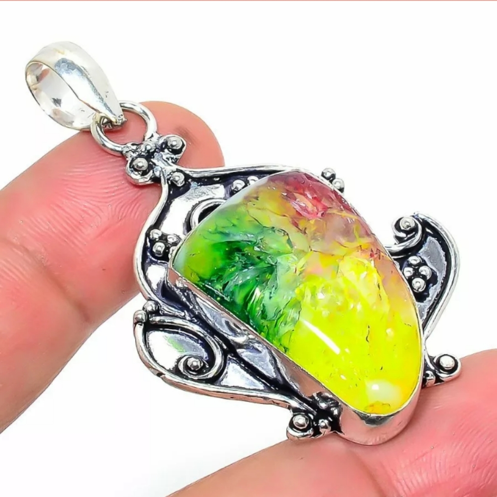 FINAL PRICE DROP!! Yellow Solar Quartz Pendant